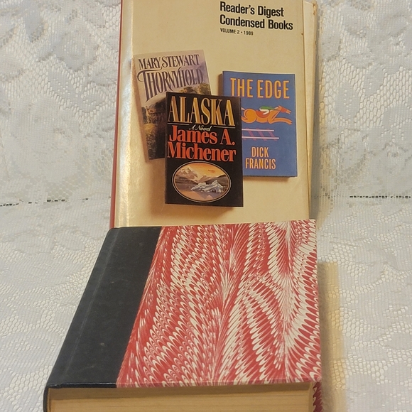 Vintage Reader's Digest Condensed Books Volume 2 1989 - Picture 10 of 12